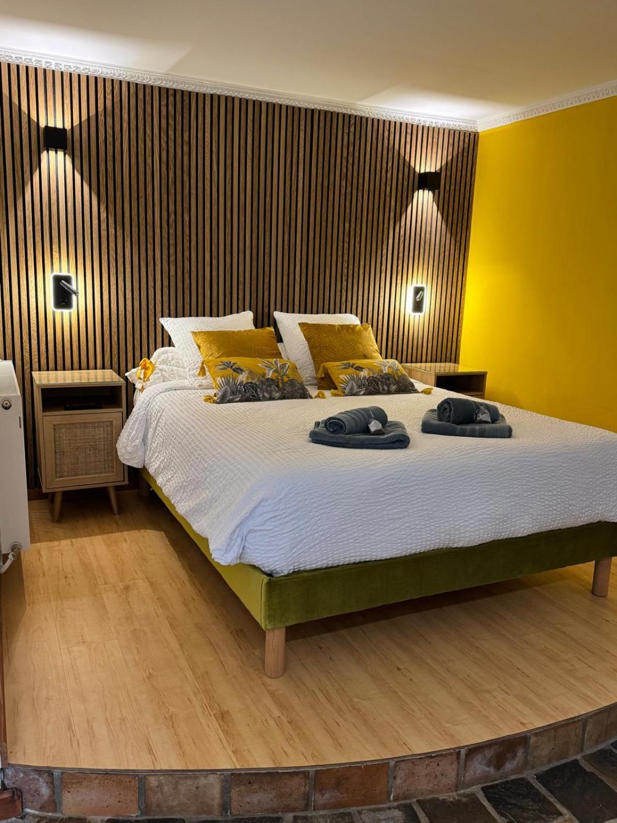 B&B Maison Des Etoiles Chambre D'Hotes Adult Only Verrieres  المظهر الخارجي الصورة